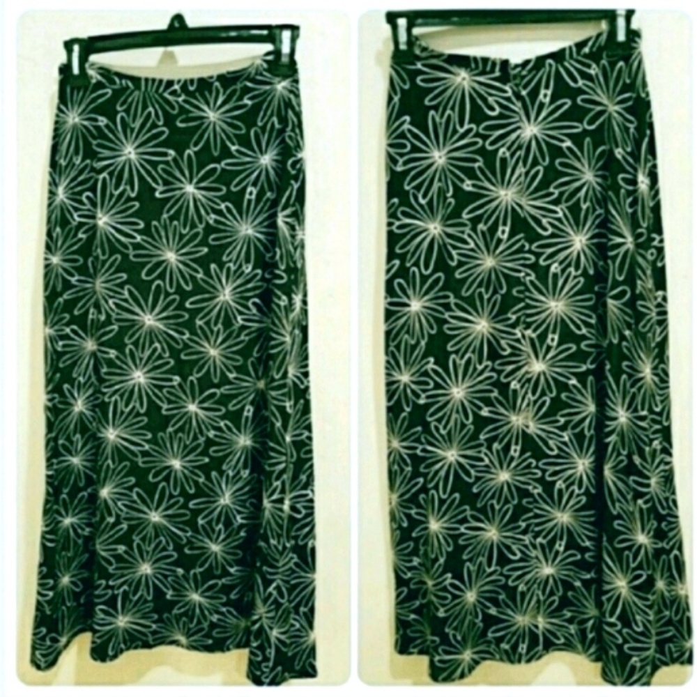 Catalyst Maxi Skirt - Picture 2 of 3